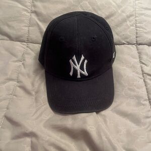 Yankee fitted cap Infants 0-12months